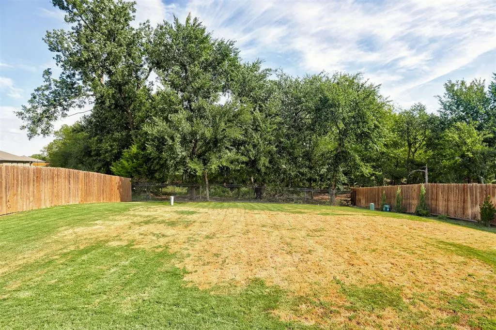 Photo 48 — 12821 SW 6th Street, Yukon, OK 73099