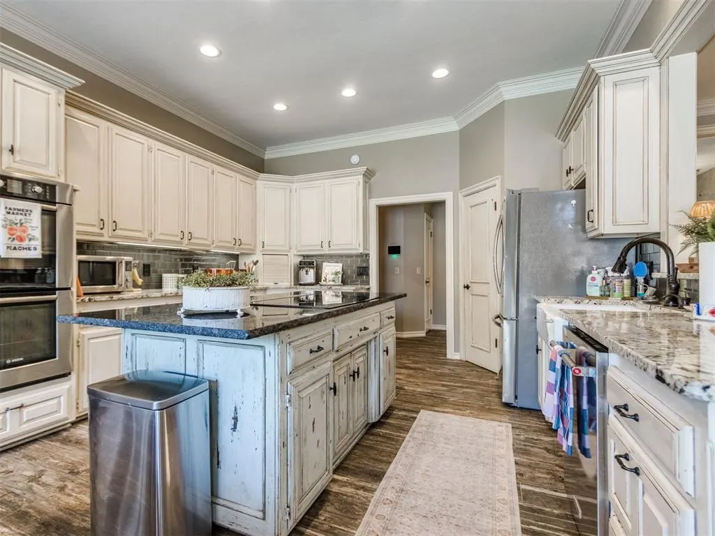 Photo 23 — 1429 Spring Creek Drive, Yukon, OK 73099