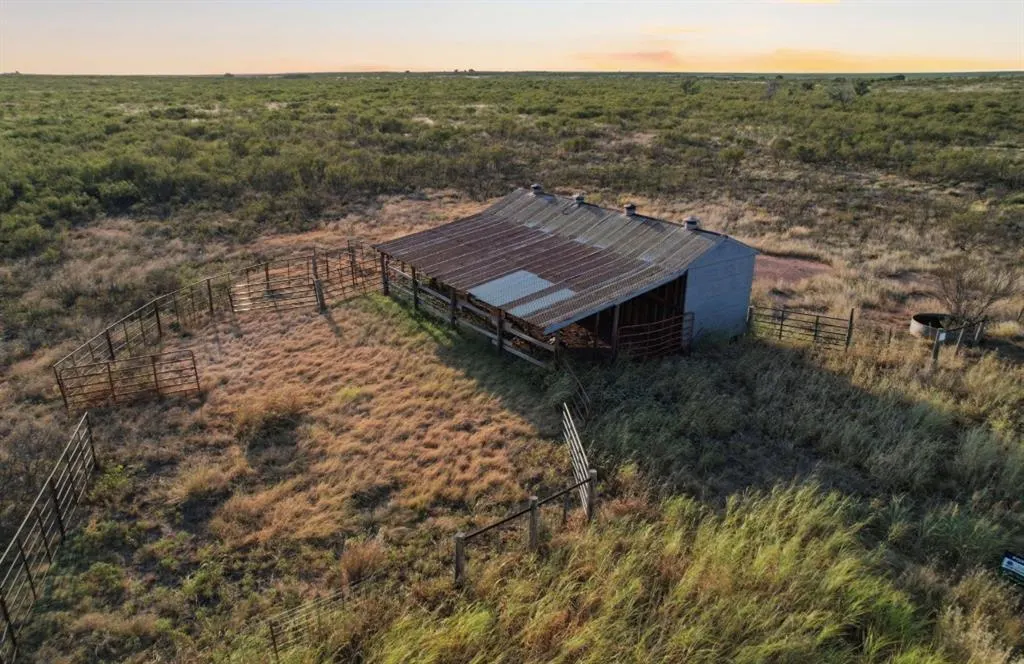 Photo 19 — N1840 RD & 1630 RD, Gould, OK 73532