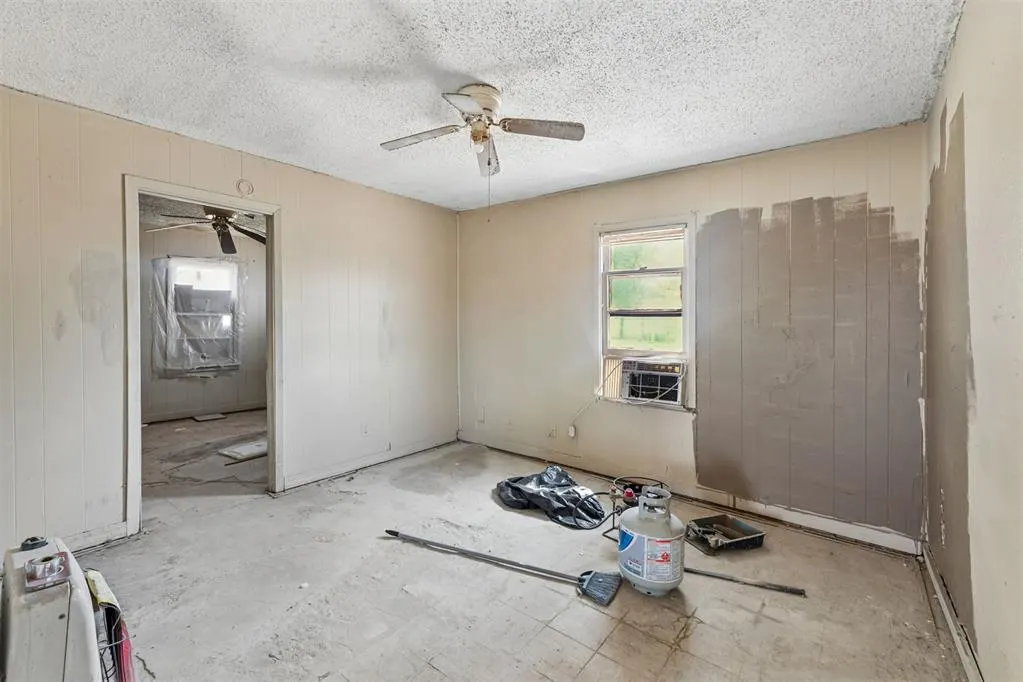 Photo 6 — 417 W C Street, Altus, OK 73521