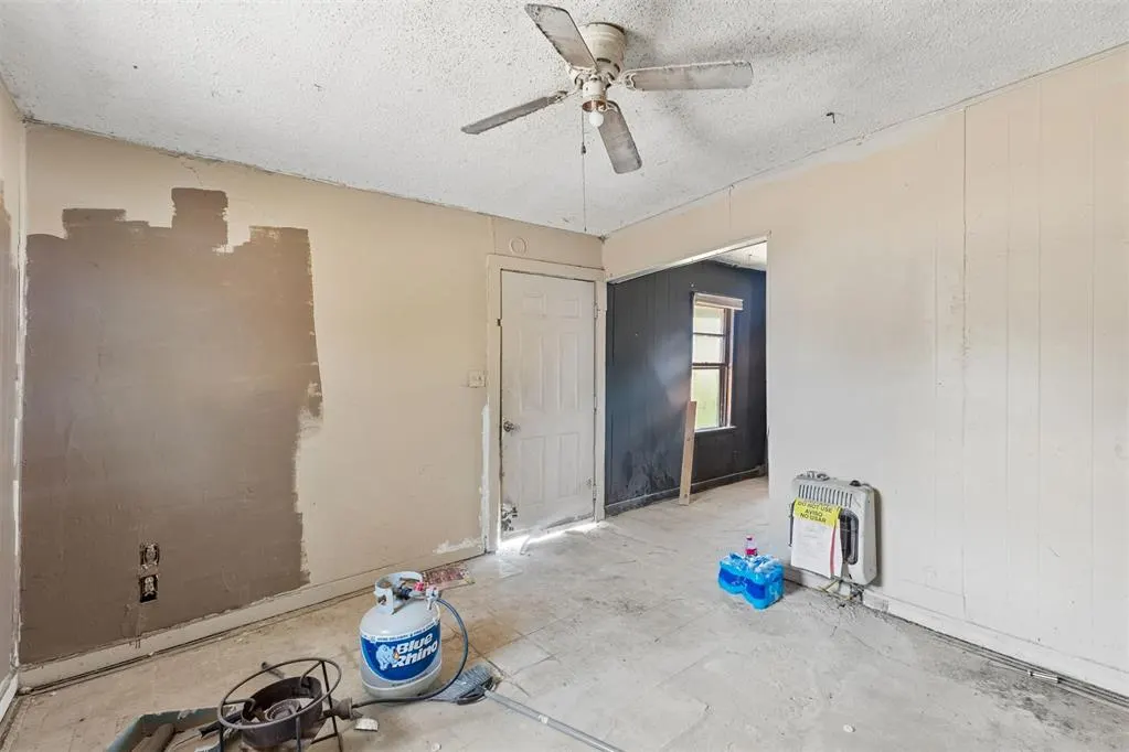 Photo 7 — 417 W C Street, Altus, OK 73521