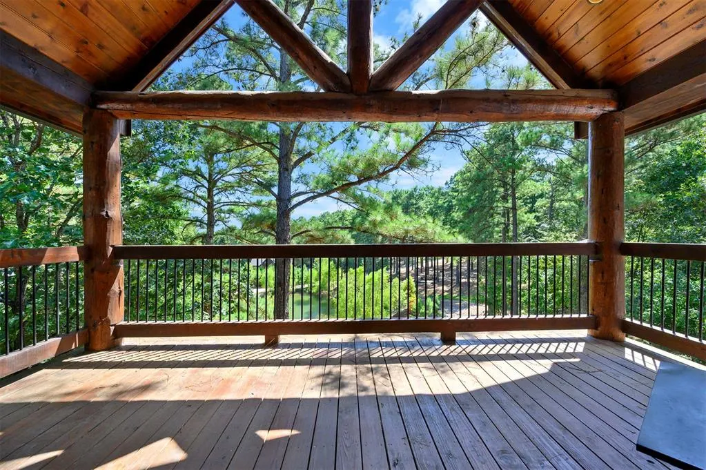 Photo 6 — 1405 Pine Hill Road, Broken Bow, OK 74728