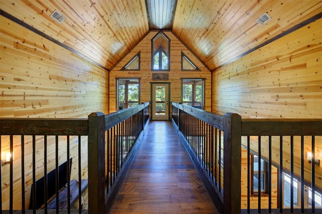 Photo 24 — 1405 Pine Hill Road, Broken Bow, OK 74728
