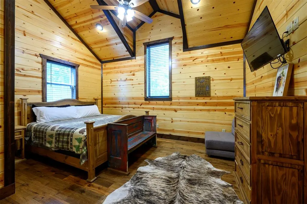 Photo 25 — 1405 Pine Hill Road, Broken Bow, OK 74728