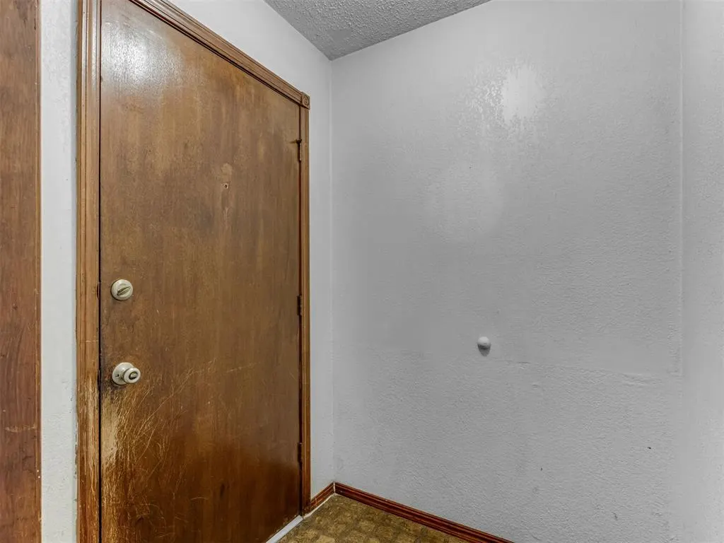Photo 6 — 909 SW 66th Street, Oklahoma City, OK 73139