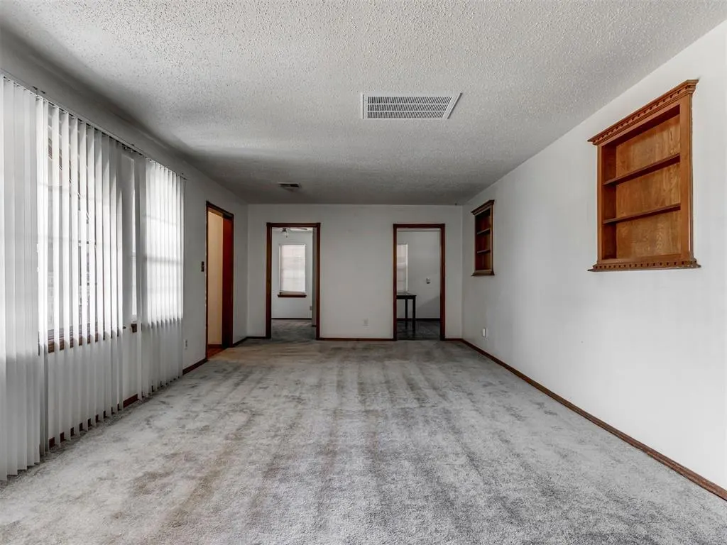 Photo 10 — 909 SW 66th Street, Oklahoma City, OK 73139