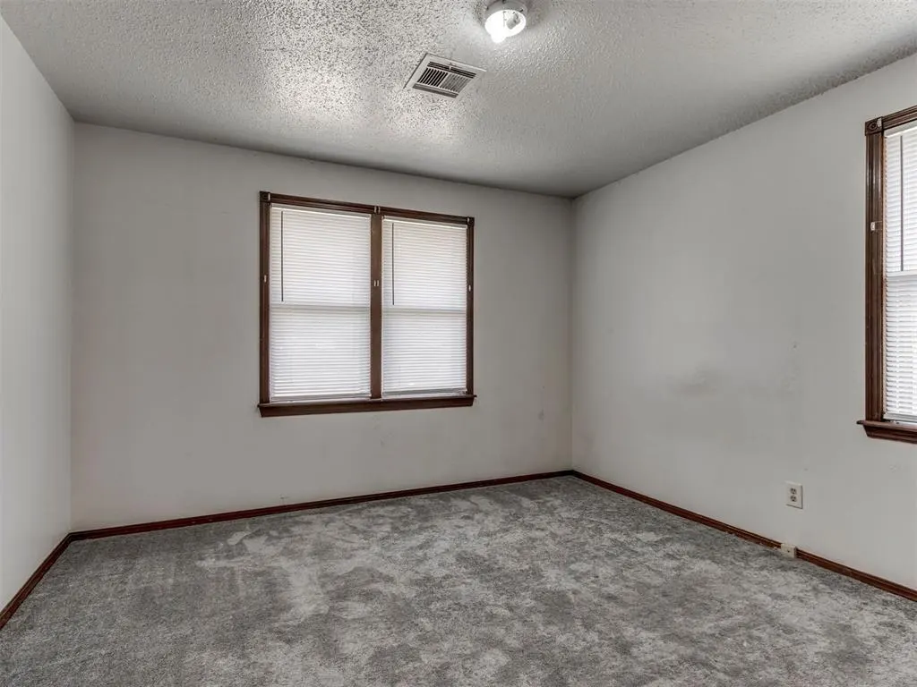 Photo 25 — 909 SW 66th Street, Oklahoma City, OK 73139