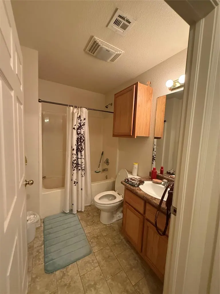 Photo 10 — 725 N Quincy Avenue, Tulsa, OK 74106