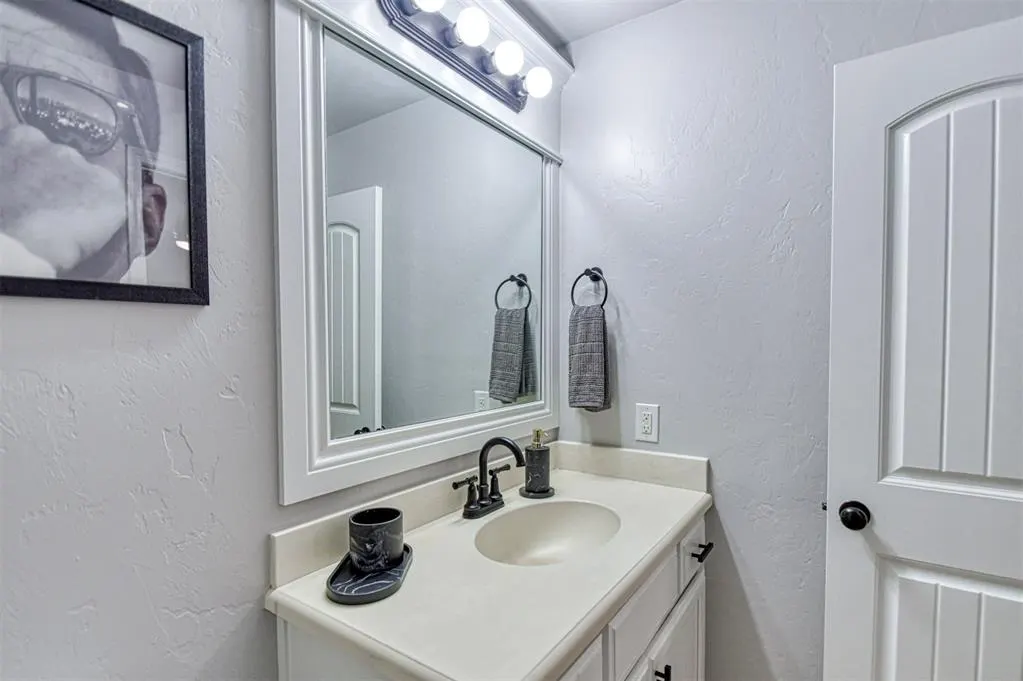 Photo 20 — 2712 Red Fish Road, Norman, OK 73069