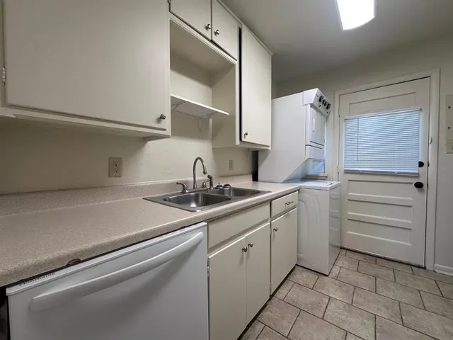 Photo 5 — 500 Stinson Street Apt 10, Norman, OK 73072