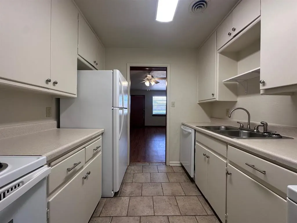 Photo 8 — 500 Stinson Street Apt 10, Norman, OK 73072