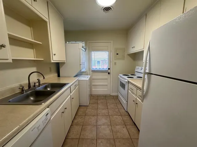 Photo 5 — 500 Stinson Street Apt 38, Norman, OK 73072