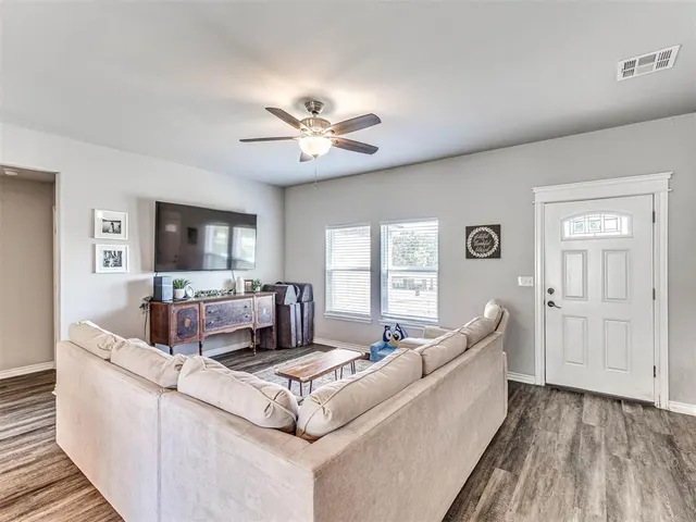 Photo 6 — 14917 E McCloud Street, Claremore, OK 74017