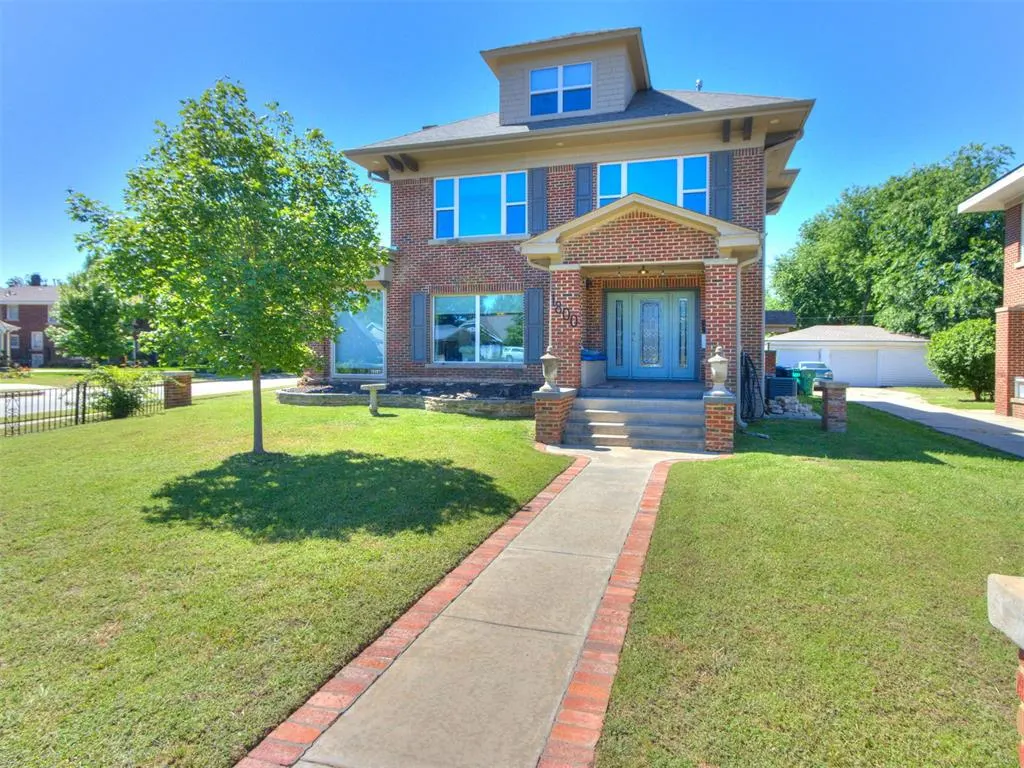 Front exterior — 1800 NW 19th Street, Oklahoma City, OK 73106