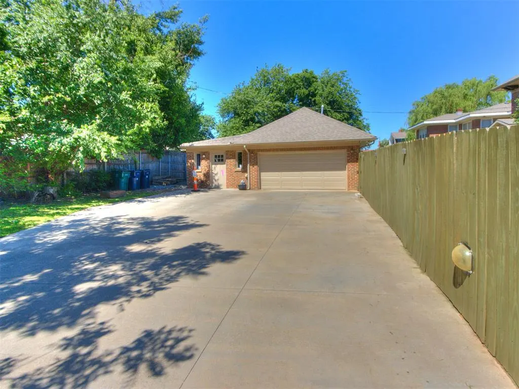 Photo 5 — 1800 NW 19th Street, Oklahoma City, OK 73106