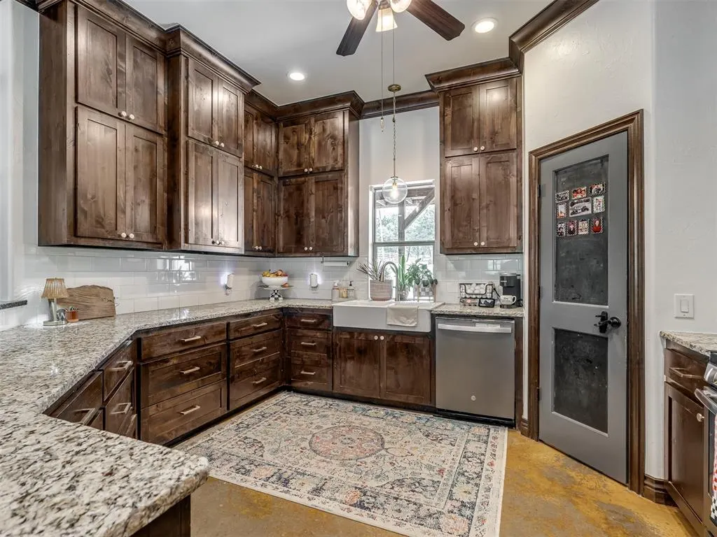 Photo 9 — 11075 Cindy Lane, Guthrie, OK 73044