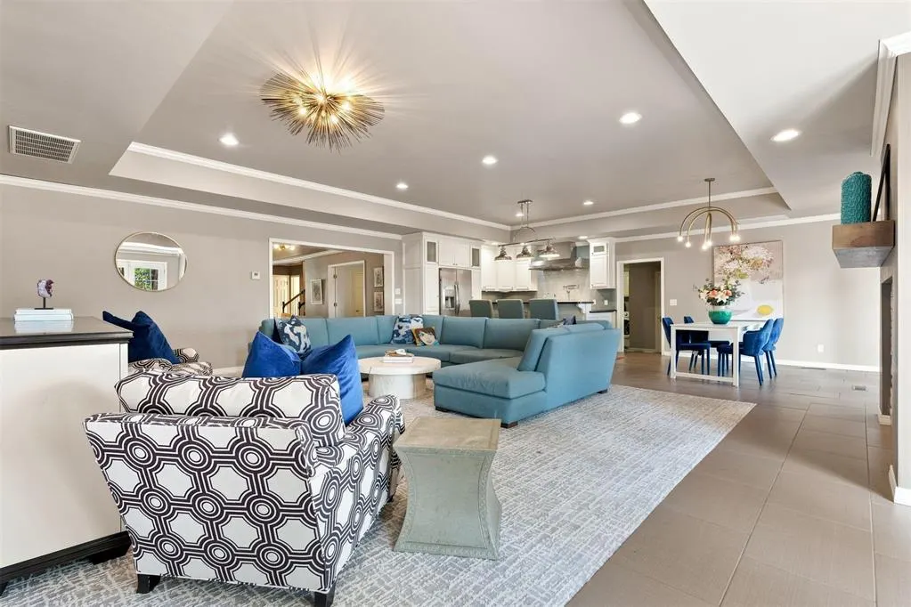 Photo 9 — 1214 Belford Avenue, Nichols Hills, OK 73116