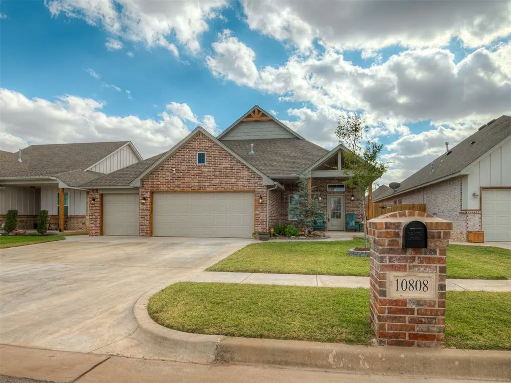 Front exterior — 10808 NW 28th Terrace, Yukon, OK 73099