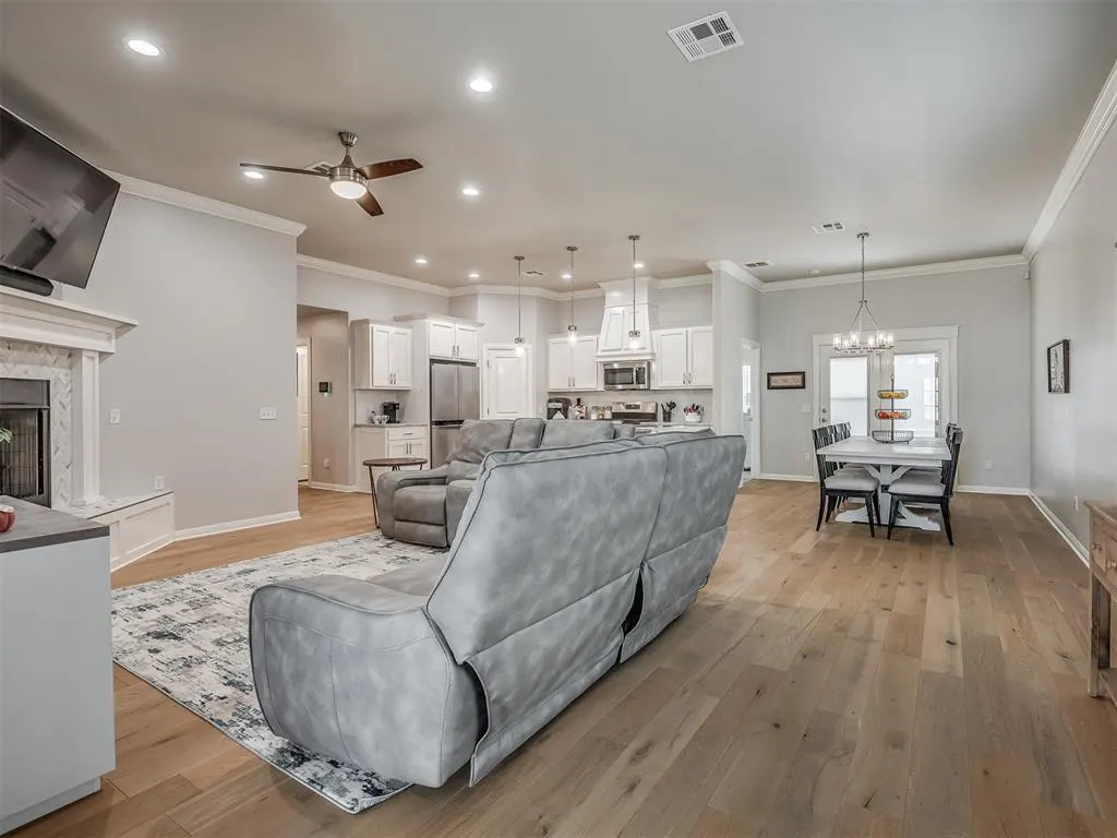 Photo 8 — 10808 NW 28th Terrace, Yukon, OK 73099