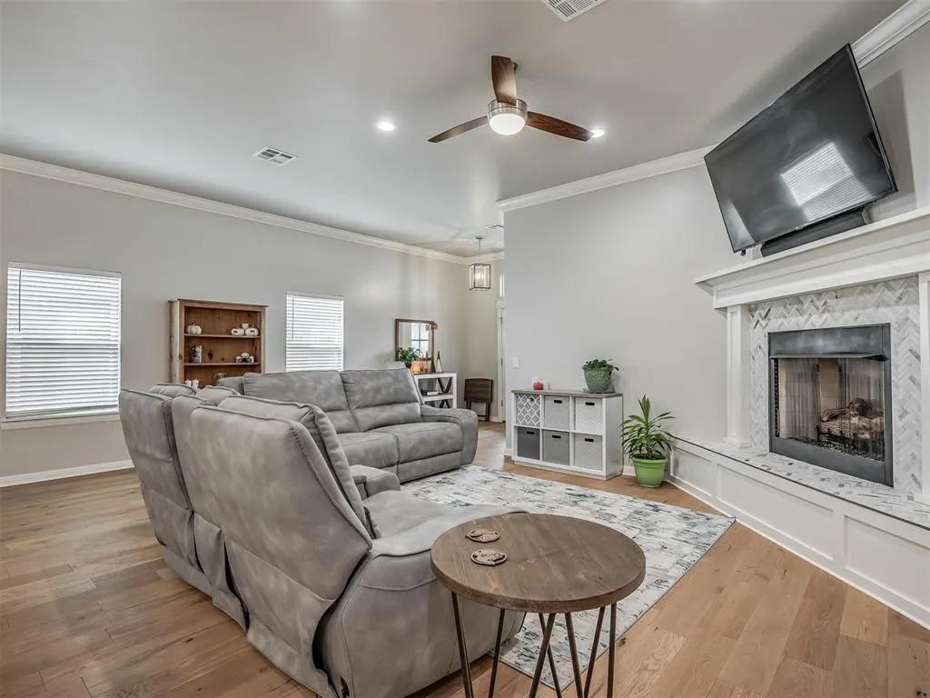 Photo 11 — 10808 NW 28th Terrace, Yukon, OK 73099