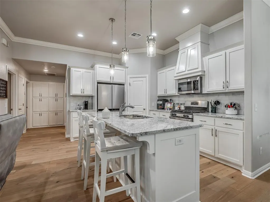Photo 15 — 10808 NW 28th Terrace, Yukon, OK 73099