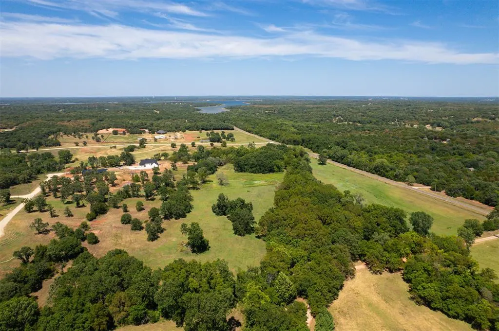 Photo 2 — 3525 Claire Court, Norman, OK 73026