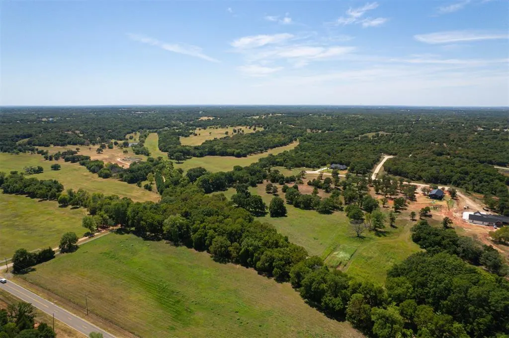 Photo 7 — 3525 Claire Court, Norman, OK 73026