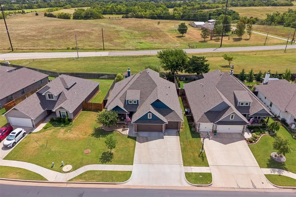 Photo 48 — 2816 Heather Haven, Moore, OK 73160