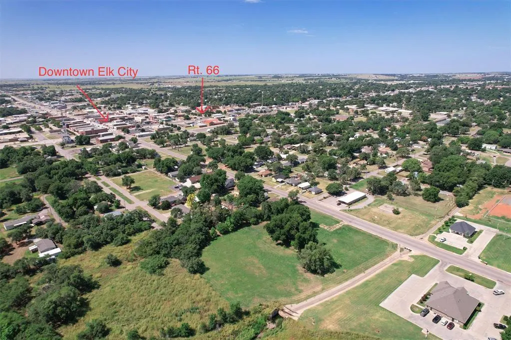 Photo 5 — 00 N 00 Main Street, Elk City, OK 73644