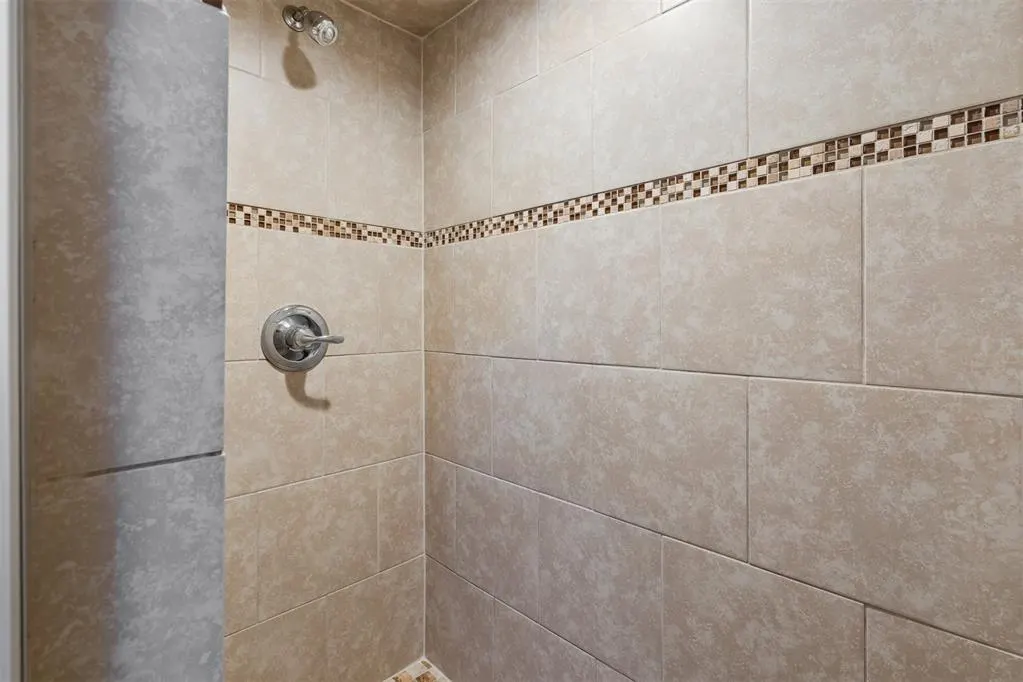 Photo 24 — 8724 Tracy Drive, Oklahoma City, OK 73132