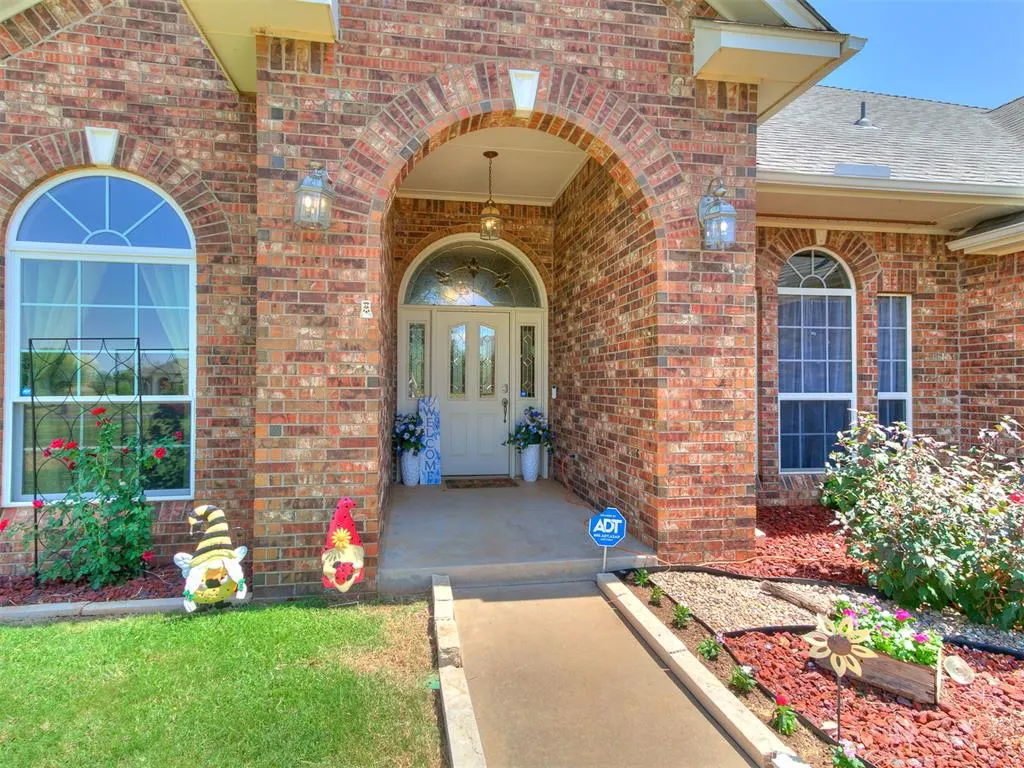 Photo 6 — 10712 Sundance Drive, Yukon, OK 73099