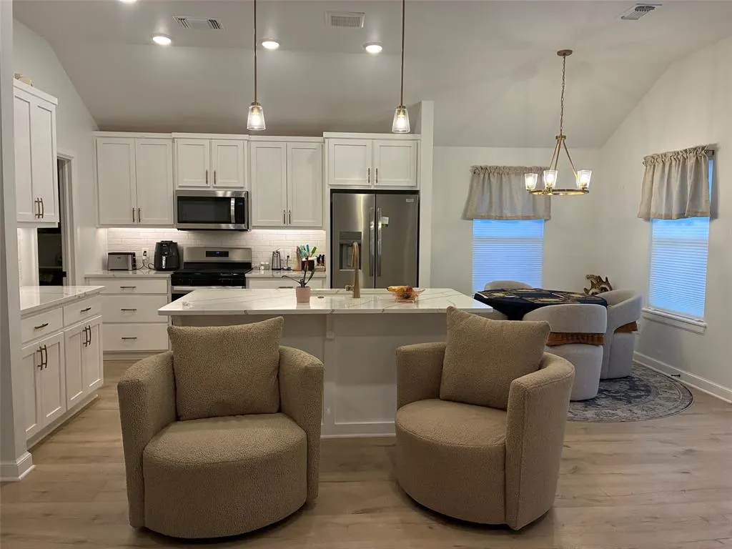 Photo 7 — 3821 NW 175th Street, Edmond, OK 73012