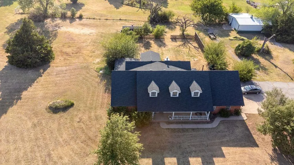 Photo 4 — 12601 Natasha Way, Yukon, OK 73099