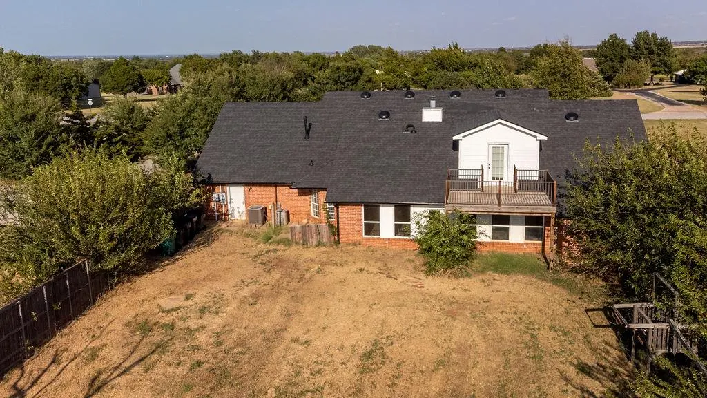 Photo 9 — 12601 Natasha Way, Yukon, OK 73099