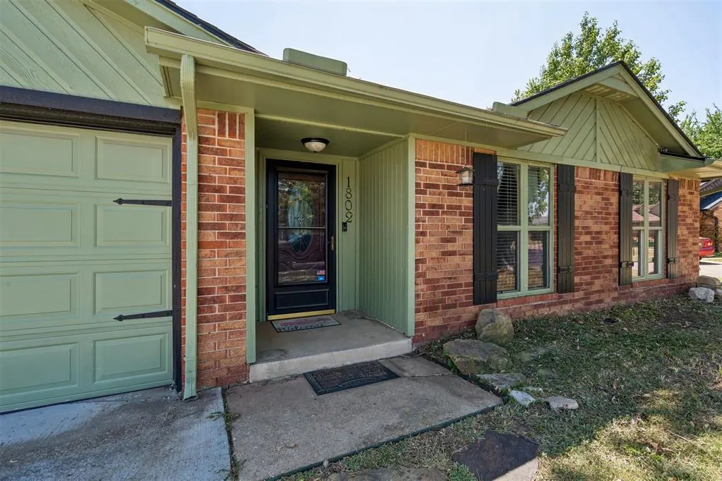 Photo 4 — 1802 Barb Drive, Norman, OK 73071