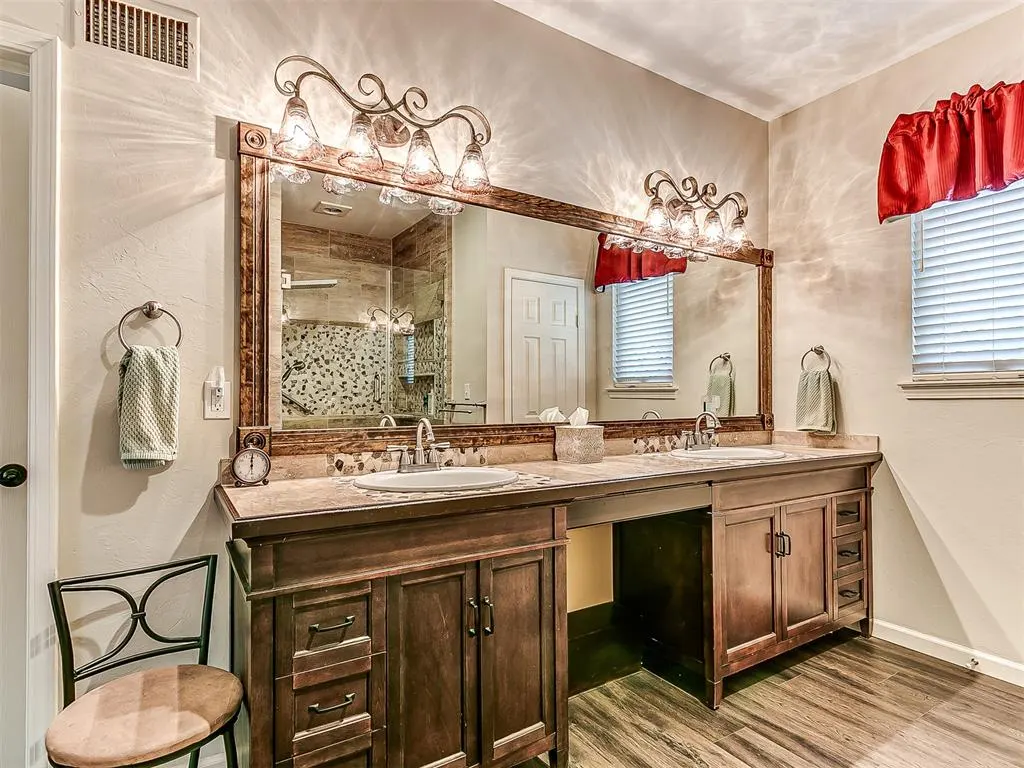 Photo 21 — 3751 Heritage Lane, Norman, OK 73026