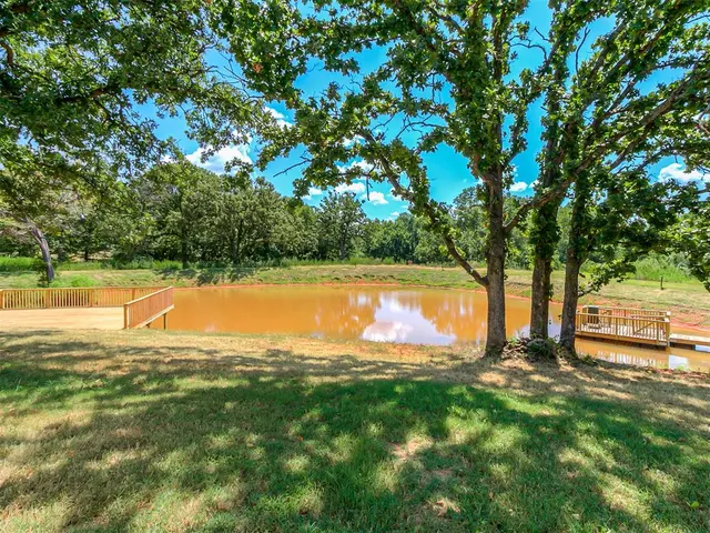 Photo 6 — 3751 Heritage Lane, Norman, OK 73026