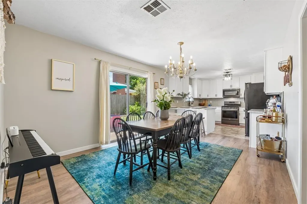 Photo 10 — 1900 Barryton Road, Oklahoma City, OK 73120