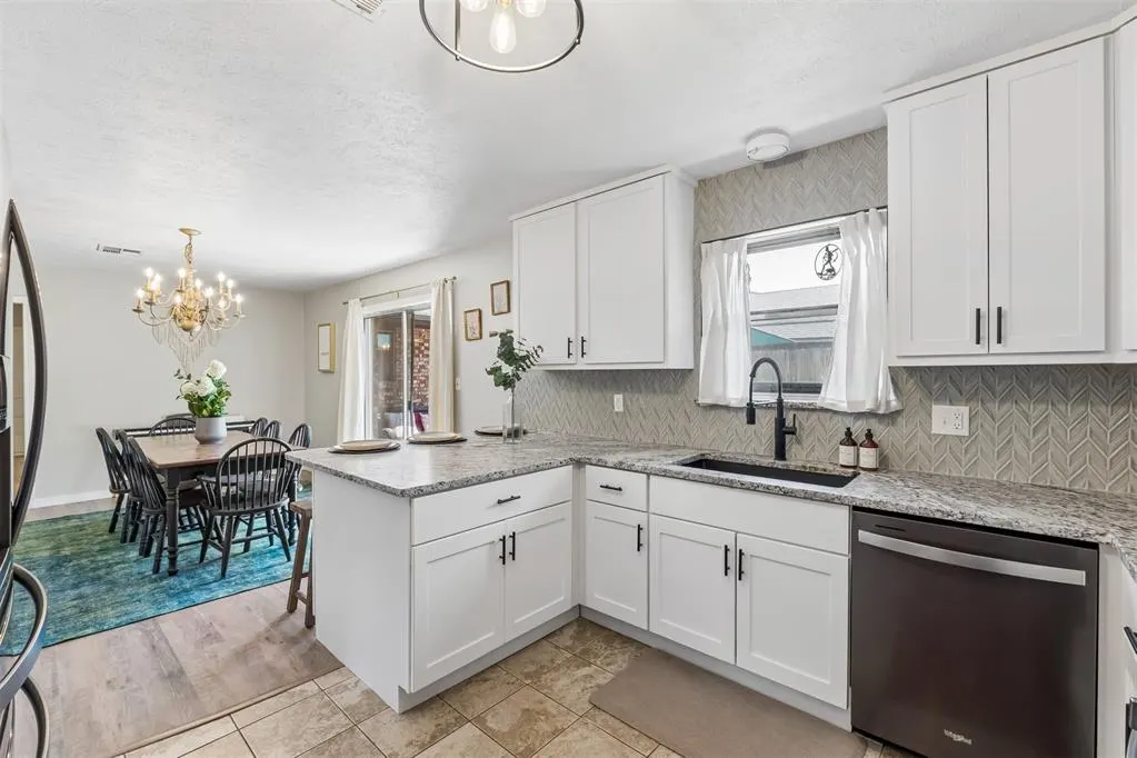 Photo 17 — 1900 Barryton Road, Oklahoma City, OK 73120