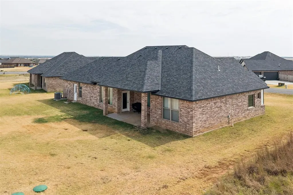 Photo 5 — 12711 Ridge Road, Elgin, OK 73538