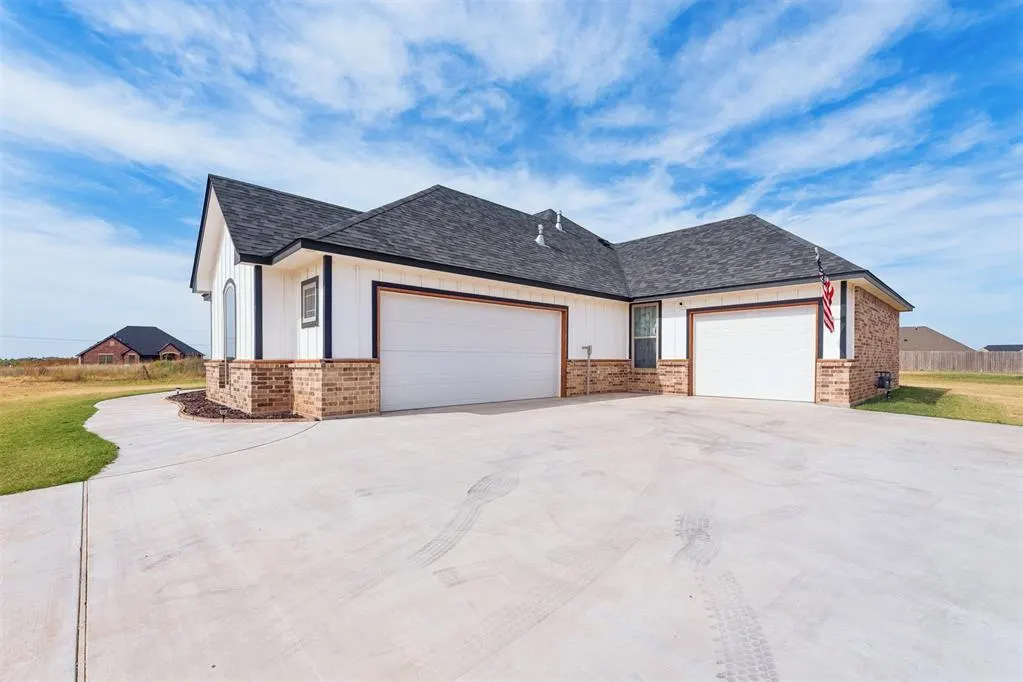 Photo 35 — 12711 Ridge Road, Elgin, OK 73538