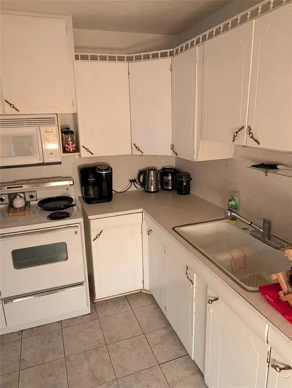 Photo 8 — 619 N Randlett Street, Hobart, OK 73651