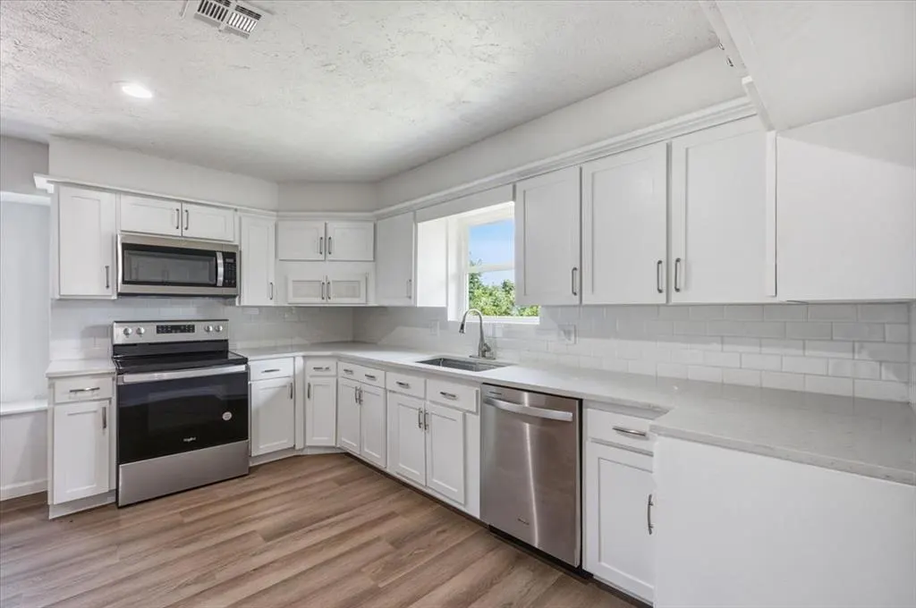 Photo 2 — 6701 N Woodward Avenue, Oklahoma City, OK 73116