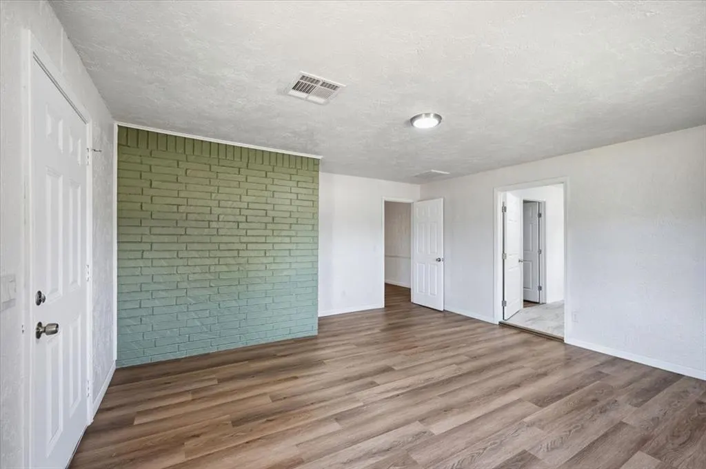 Photo 9 — 6701 N Woodward Avenue, Oklahoma City, OK 73116