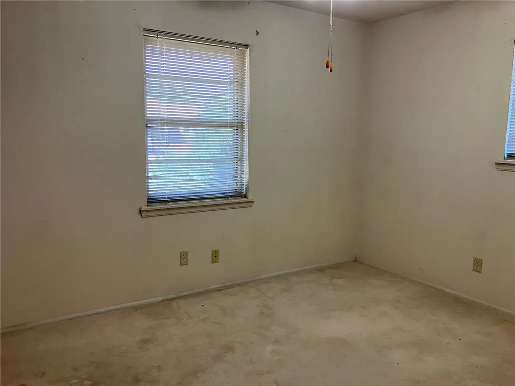 Photo 18 — 920 W Mitchell Drive, Midwest City, OK 73110