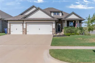 Sold home at 701 Patrick Way