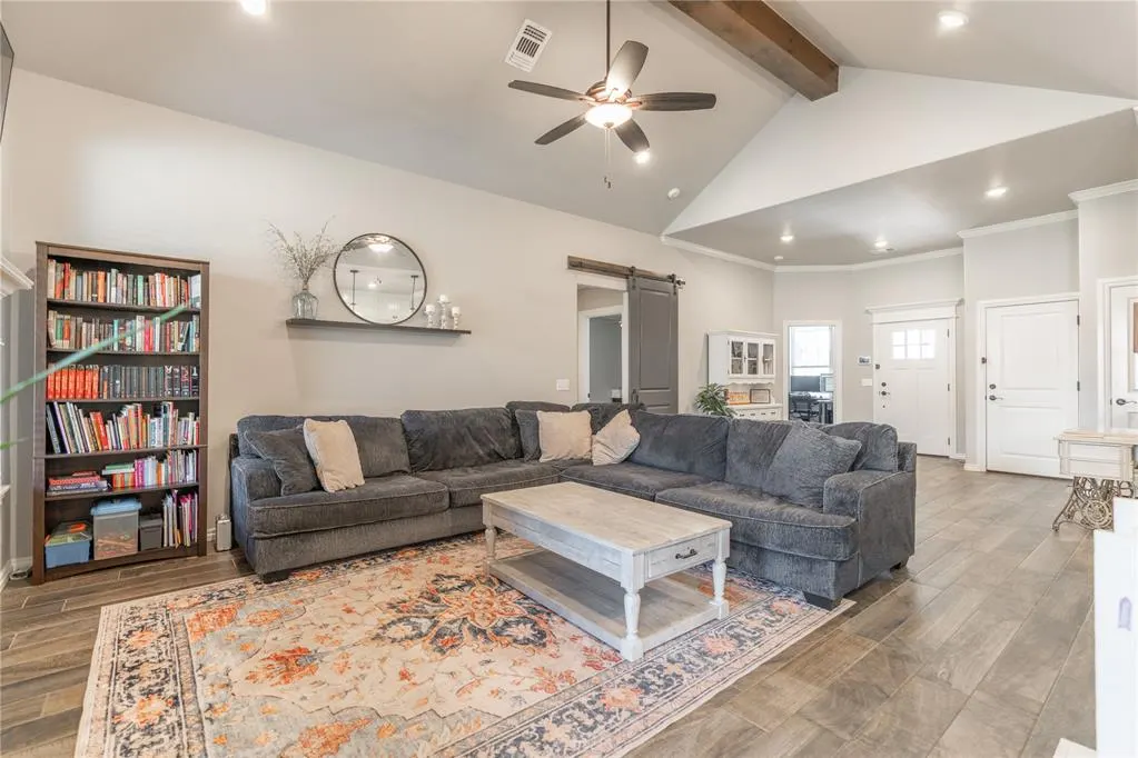 Photo 8 — 701 Patrick Way, Yukon, OK 73099