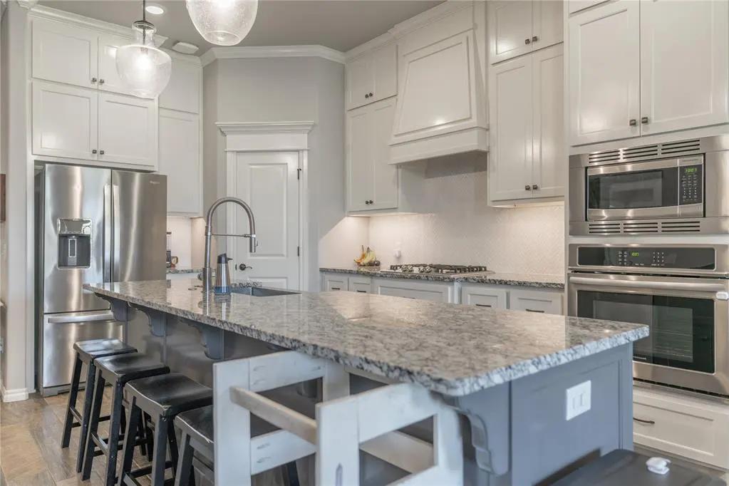 Photo 11 — 701 Patrick Way, Yukon, OK 73099
