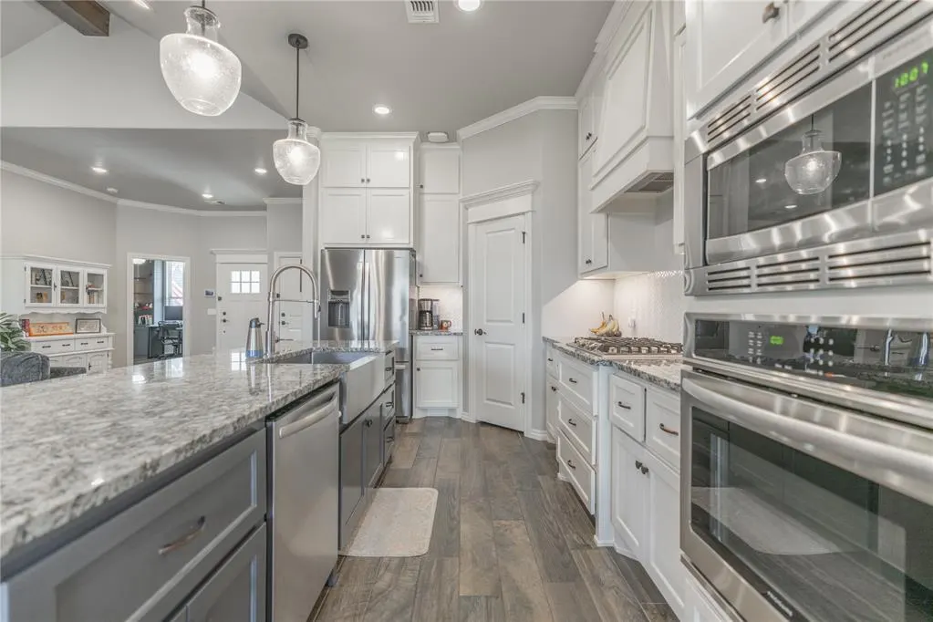 Photo 12 — 701 Patrick Way, Yukon, OK 73099