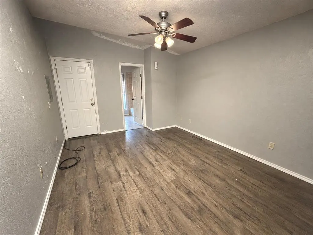 Photo 7 — 526 Clover Road, Oklahoma City, OK 73160